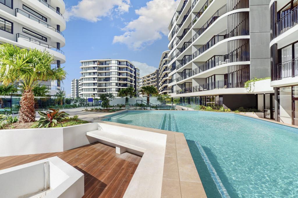 Level 5/2505/10-12 Sickle Ave, Hope Island, QLD 4212