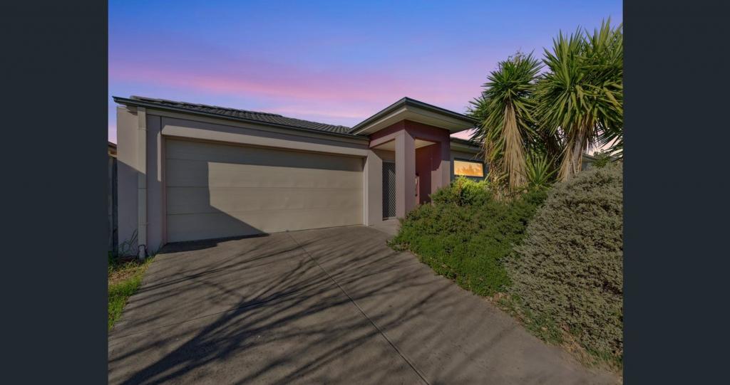 6 Field St, Pakenham, VIC 3810