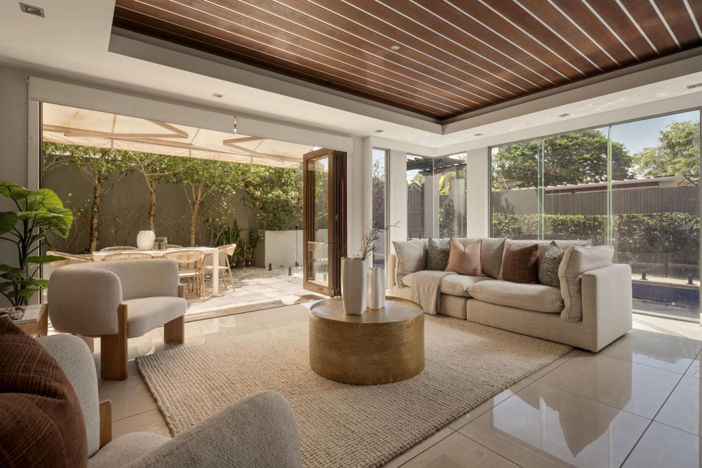 8 Beaufort Lane, Clayfield, QLD 4011