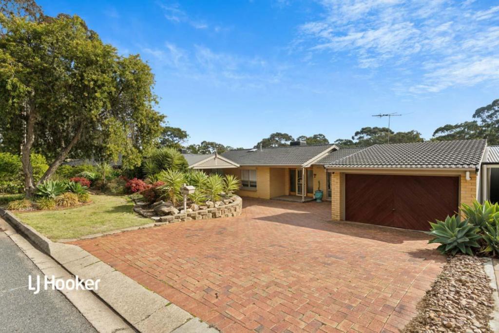 29 Greenwood Dr, St Agnes, SA 5097