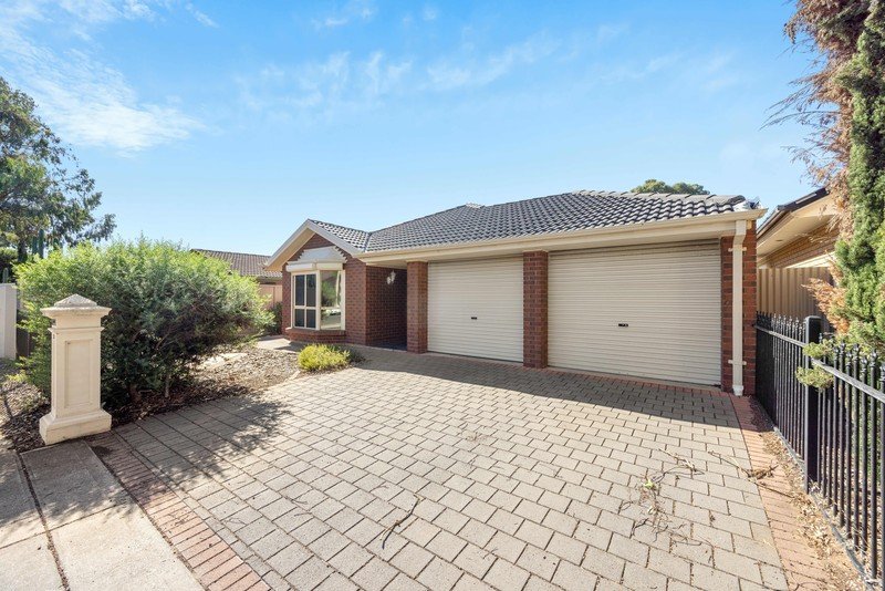 8 Suffolk St, Angle Park, SA 5010