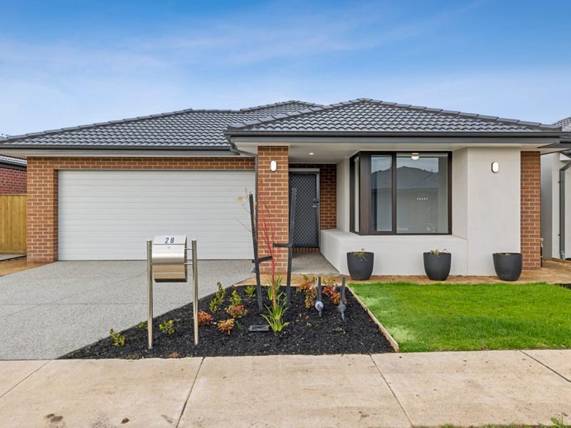 28 Mcarthur Cres, Armstrong Creek, VIC 3217