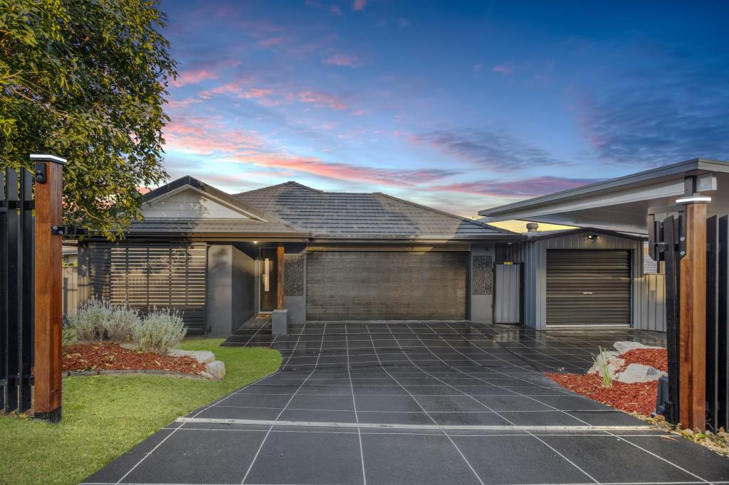 11 Gooloowan Cct, Brassall, QLD 4305