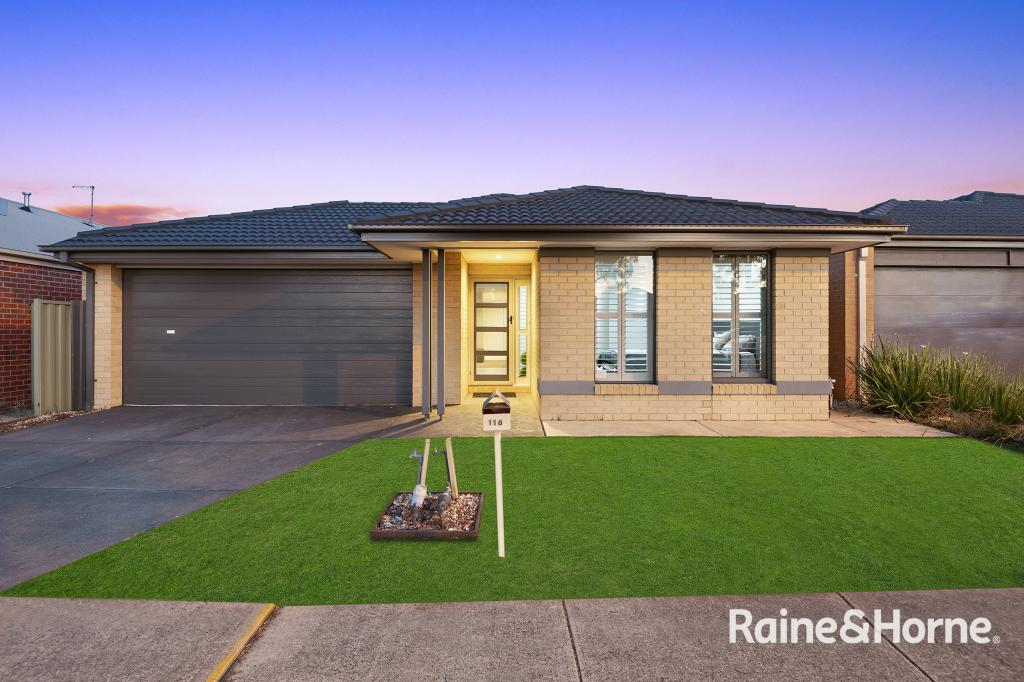 116 Nelson St, Cranbourne East, VIC 3977