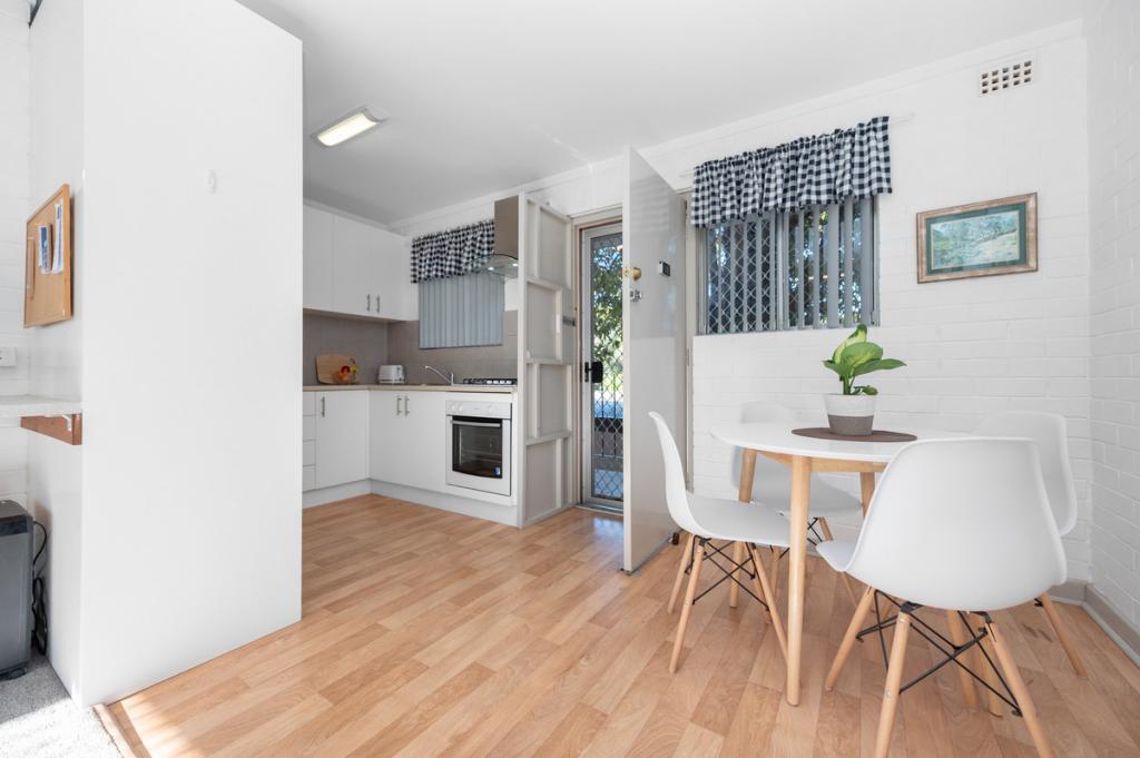 11/222 WHATLEY CRES, MAYLANDS, WA 6051