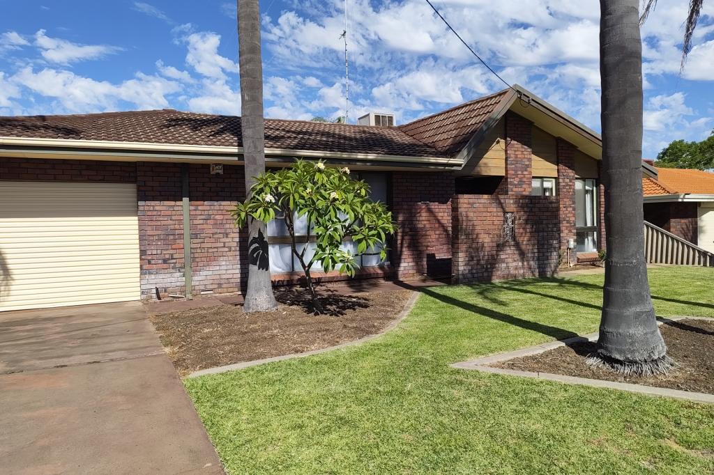 21 Murray Dr, Withers, WA 6230