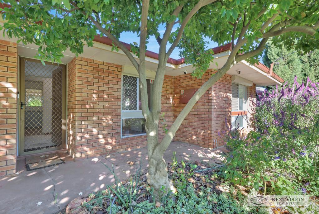 31 Kootingal Rd, Armadale, WA 6112