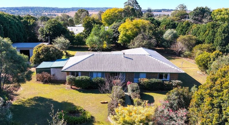 12 Bellavista Ave, Kingaroy, QLD 4610