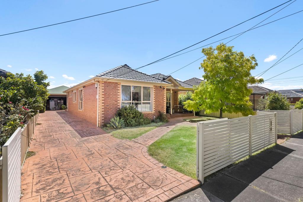 31 Herbert St, Avondale Heights, VIC 3034