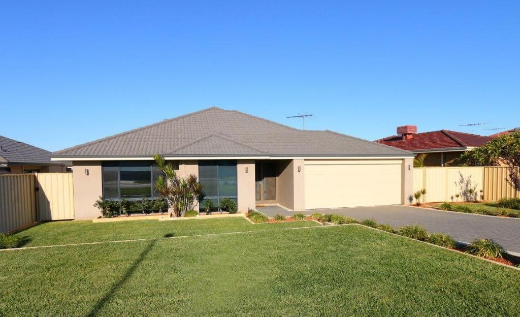 32 Shallcross St, Yangebup, WA 6164