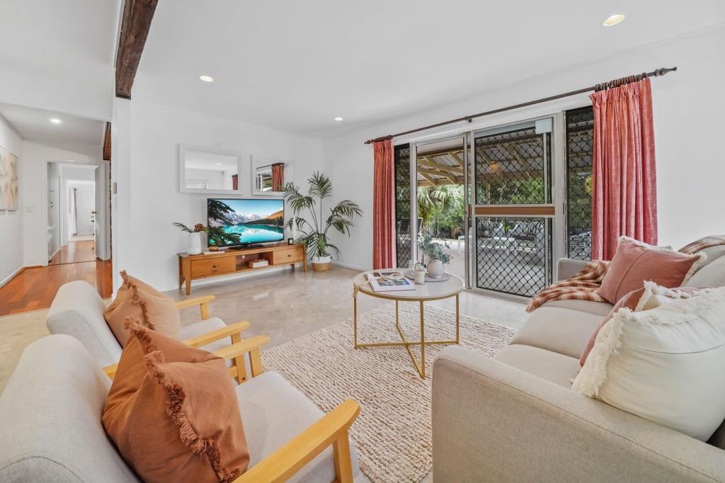 4 Coolcrest St, Daisy Hill, QLD 4127