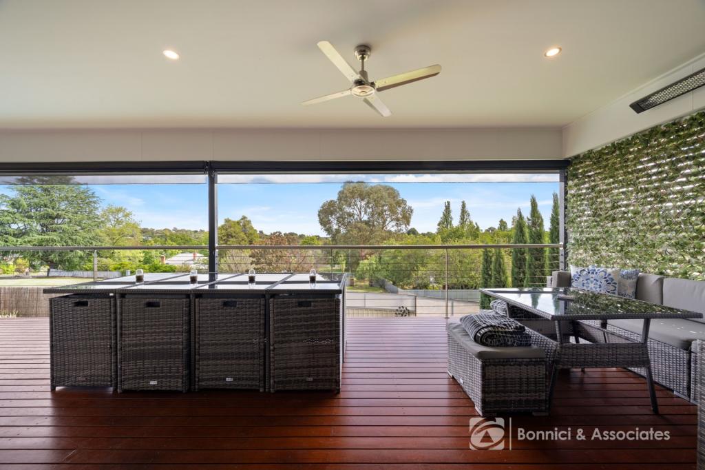 18 Kerferd Rd, Beechworth, VIC 3747