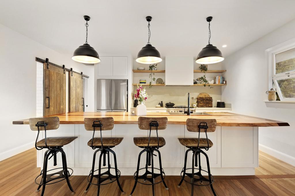 49 DIXON ST, COOLANGATTA, QLD 4225