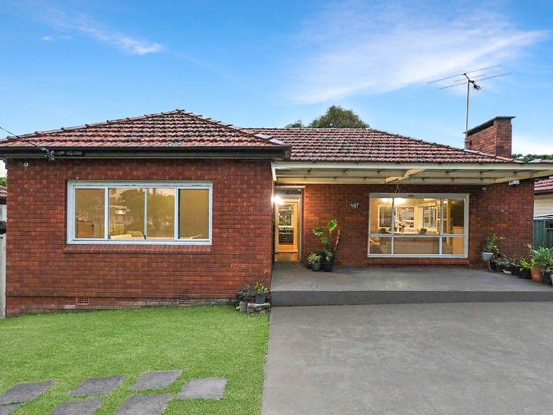 117 Broadarrow Rd, Narwee, NSW 2209