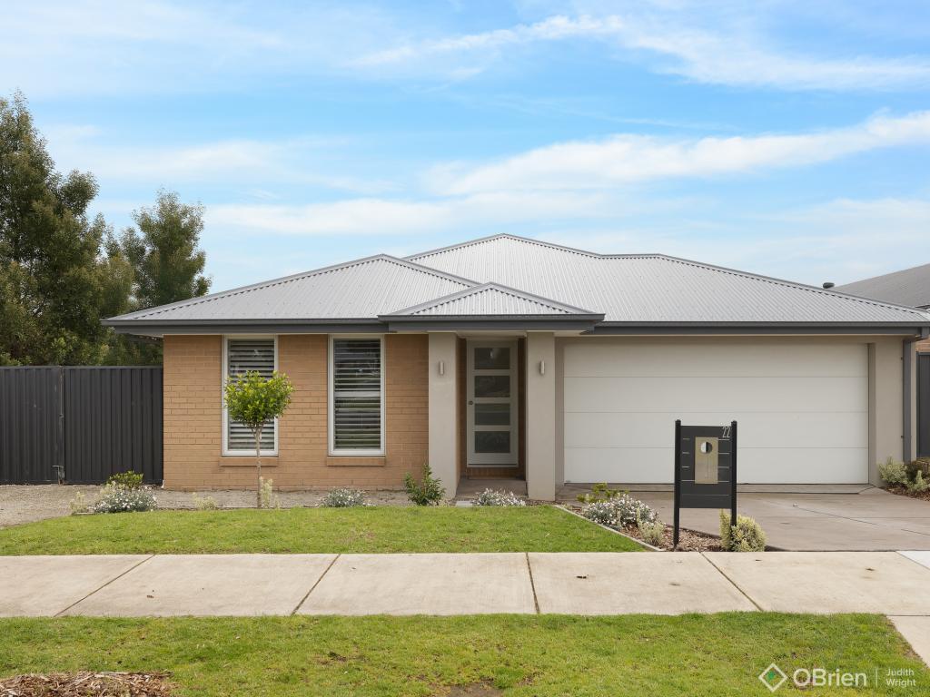 22 Clifton Cres, Cowes, VIC 3922