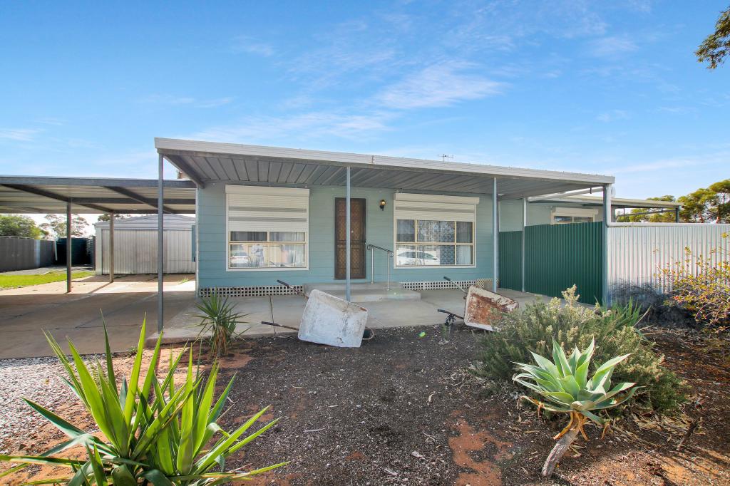 4 Federal St, Morgan, SA 5320