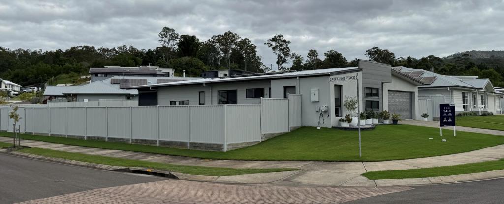 11 Creekline Pl, Mooloolah Valley, QLD 4553