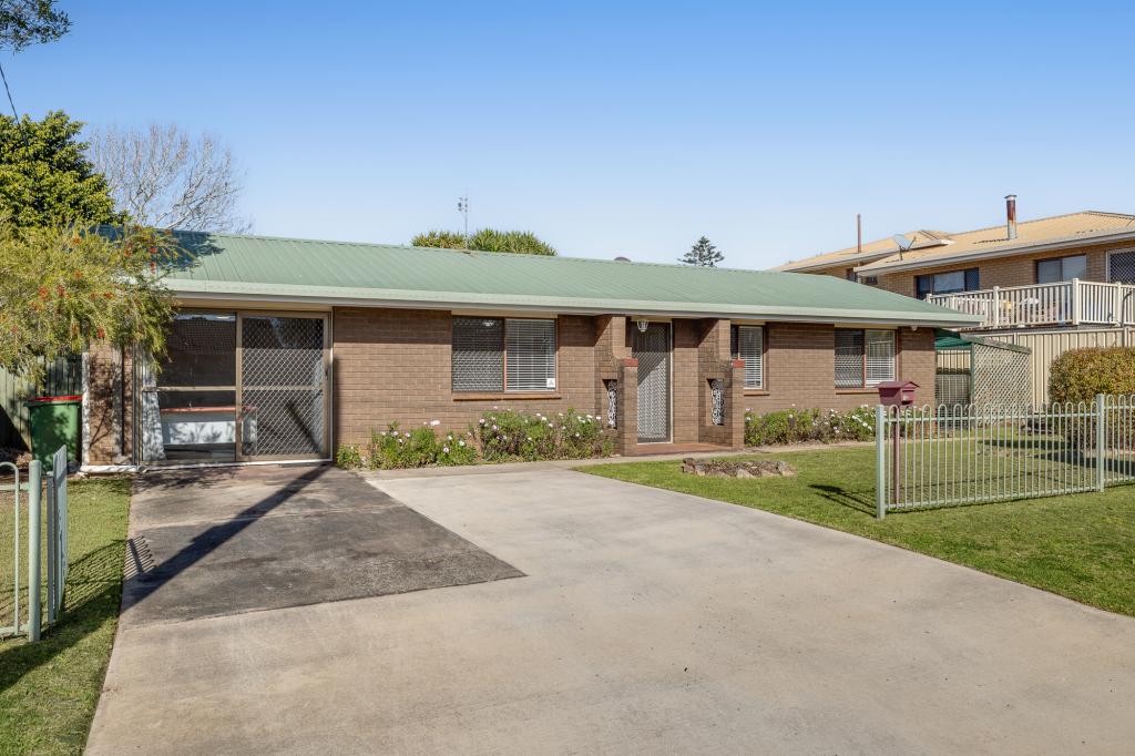 12 Nugent Cres, Wilsonton, QLD 4350