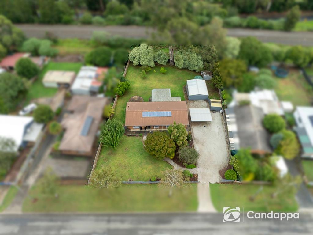 76 Longwarry Rd, Drouin, VIC 3818