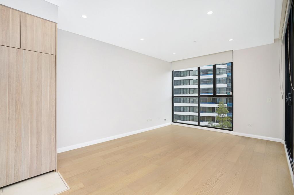 403/7 Maple Tree Rd, Westmead, NSW 2145