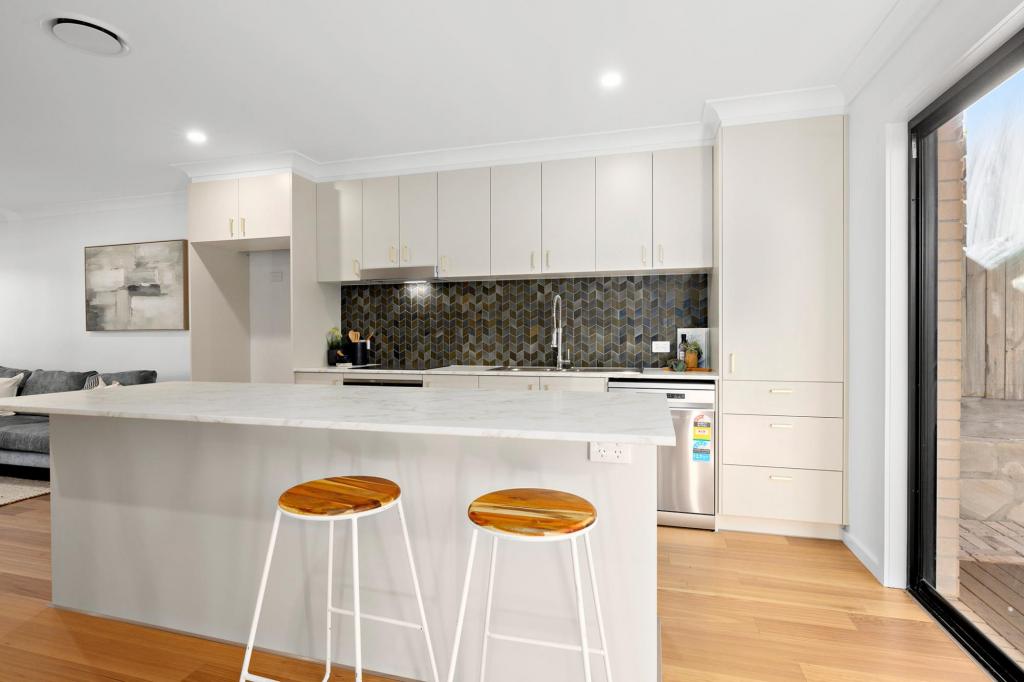 26 Loveday Cres, Casey, ACT 2913
