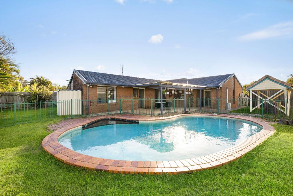 49 Poinsettia Ave, Mooloolaba, QLD 4557