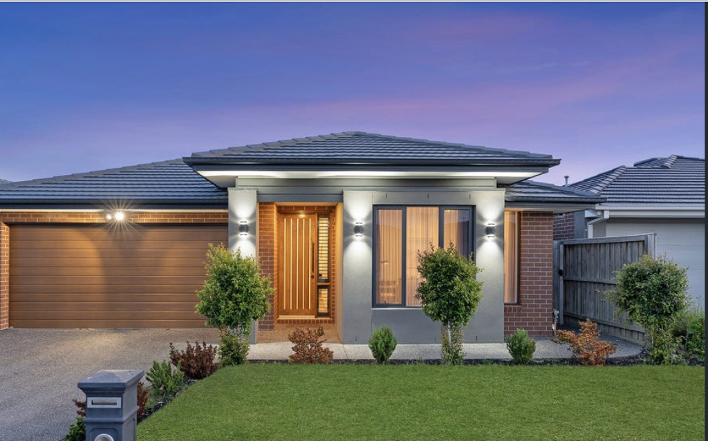 13 Kaduna Dr, Officer South, VIC 3809