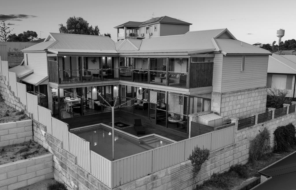 2/92 Janis St, Halls Head, WA 6210
