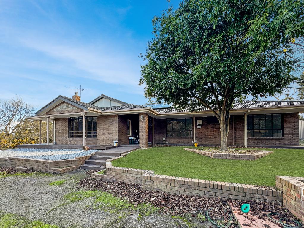 243 Pearcedale Rd, Cranbourne South, VIC 3977