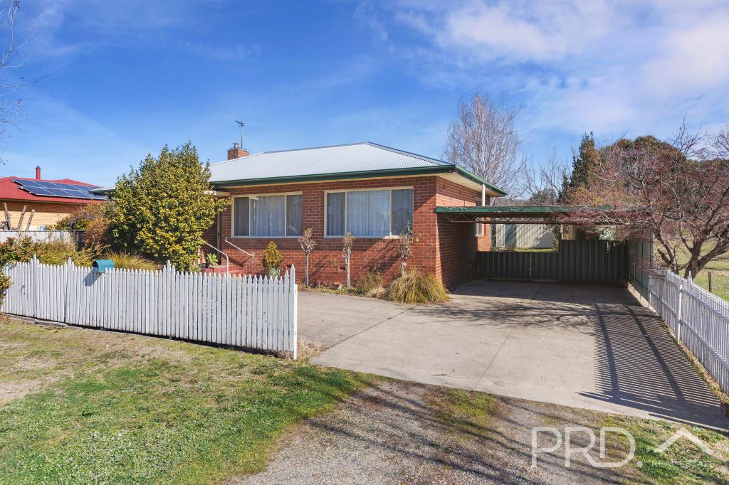 201 Capper St, Tumut, NSW 2720