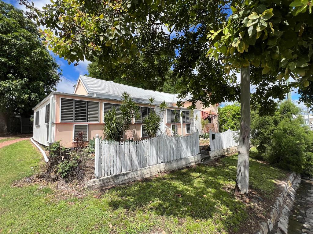 8 Hodgkinson St, Charters Towers City, QLD 4820