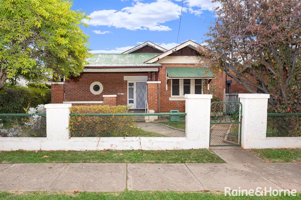 66 Thorne St, Wagga Wagga, NSW 2650