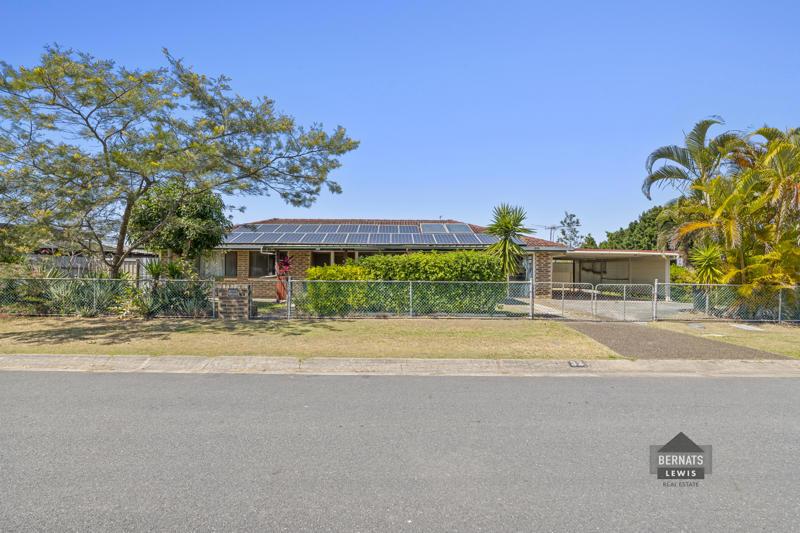 32 Yorkshire Cres, Mount Warren Park, QLD 4207