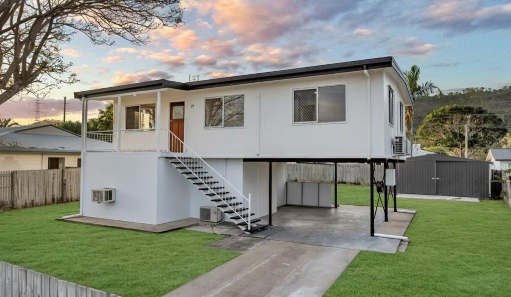 27 HALLIDAY ST, KIRWAN, QLD 4817