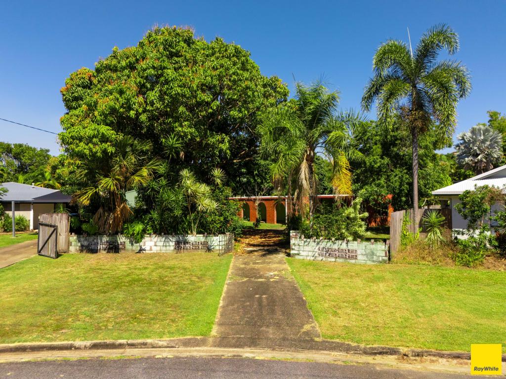 37 Napier Cl, Trinity Park, QLD 4879