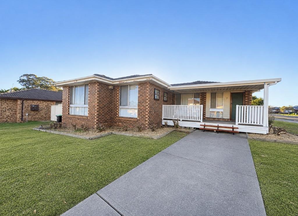 7 Endeavour Ave, St Clair, NSW 2759