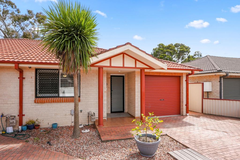 10 BOND PL, OXLEY PARK, NSW 2760