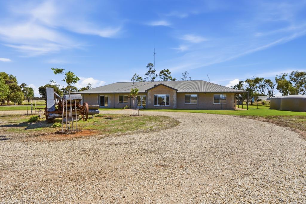 137 GLENLEE RESERVE RD, GLENLEE, VIC 3418