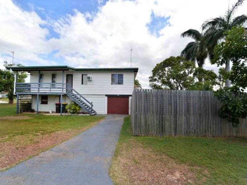 12 Mcginlay St, Clinton, QLD 4680