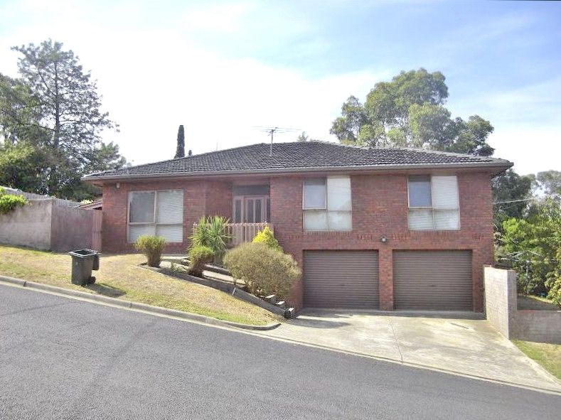 34 RAILWAY RD, BRIAR HILL, VIC 3088