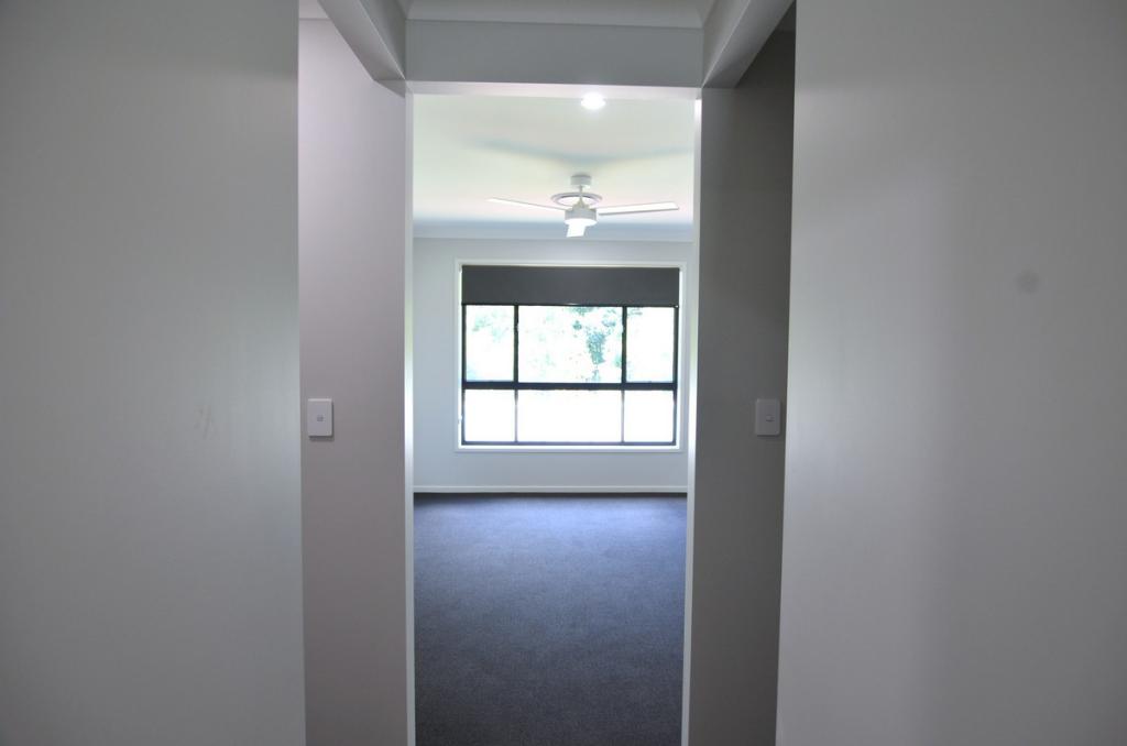 17 Hyacinth Ct, Upper Caboolture, QLD 4510