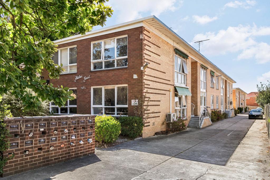 1/12 Fletcher St, Essendon, VIC 3040