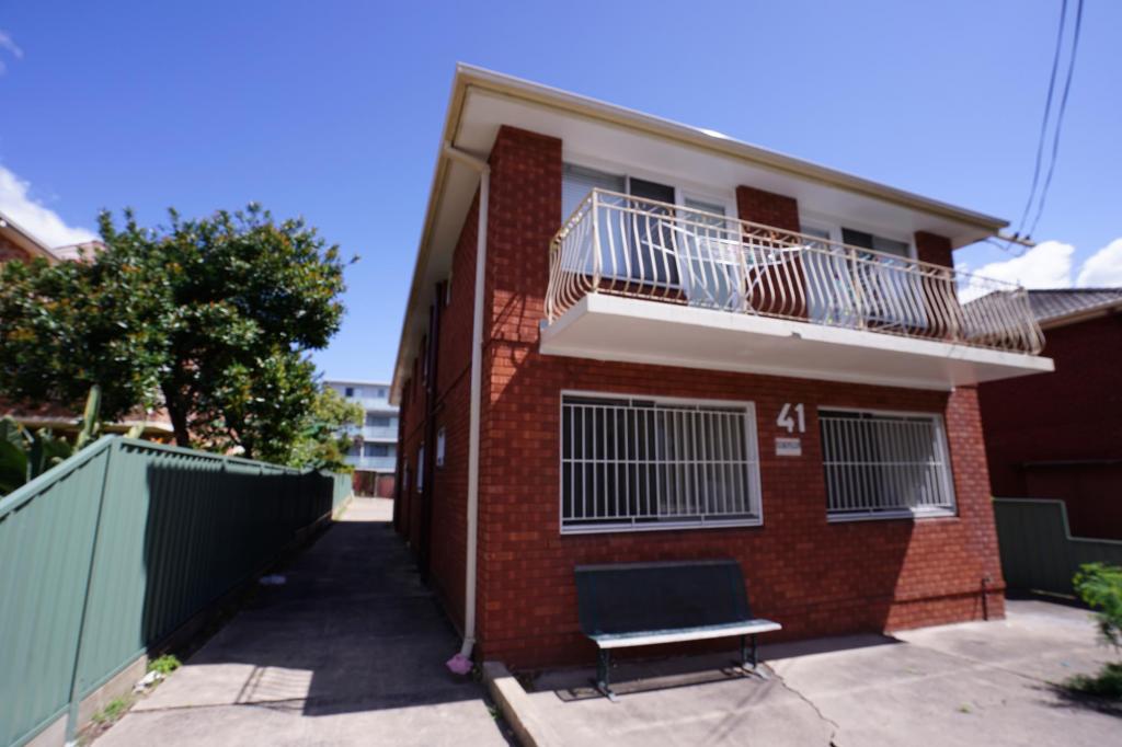 2/41 Loch St, Campsie, NSW 2194