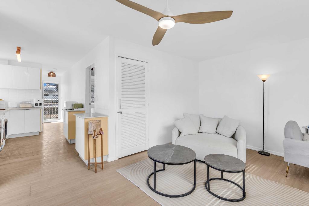 2/2589 Gold Coast Hwy, Mermaid Beach, QLD 4218