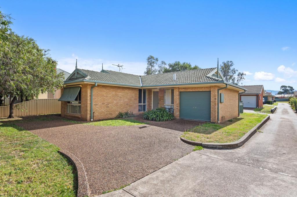 1/61 Satur Rd, Scone, NSW 2337