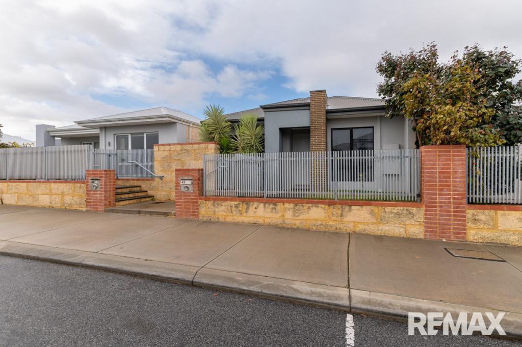 43 ROULETTES PDE, CLARKSON, WA 6030