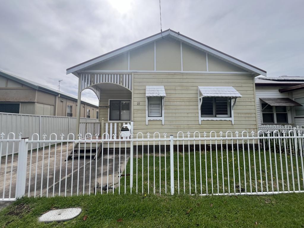 27 Bourke St, Adamstown, NSW 2289
