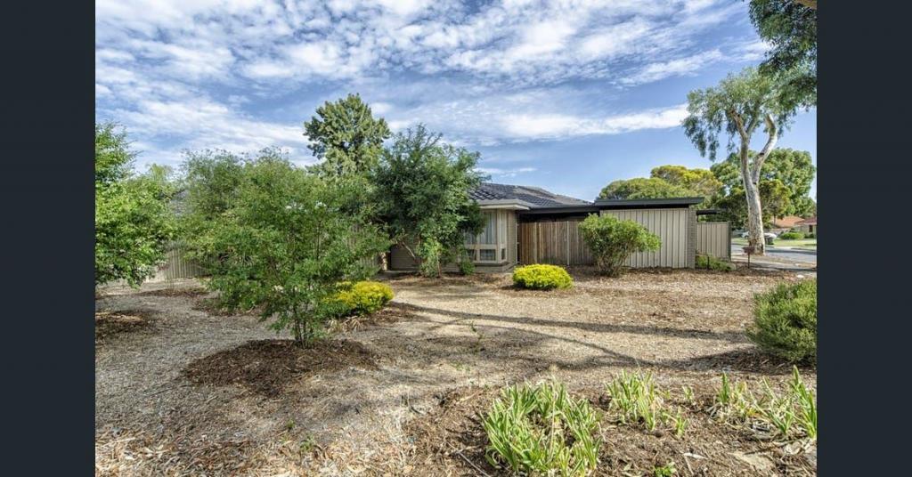 34 Liza Rd, Happy Valley, SA 5159