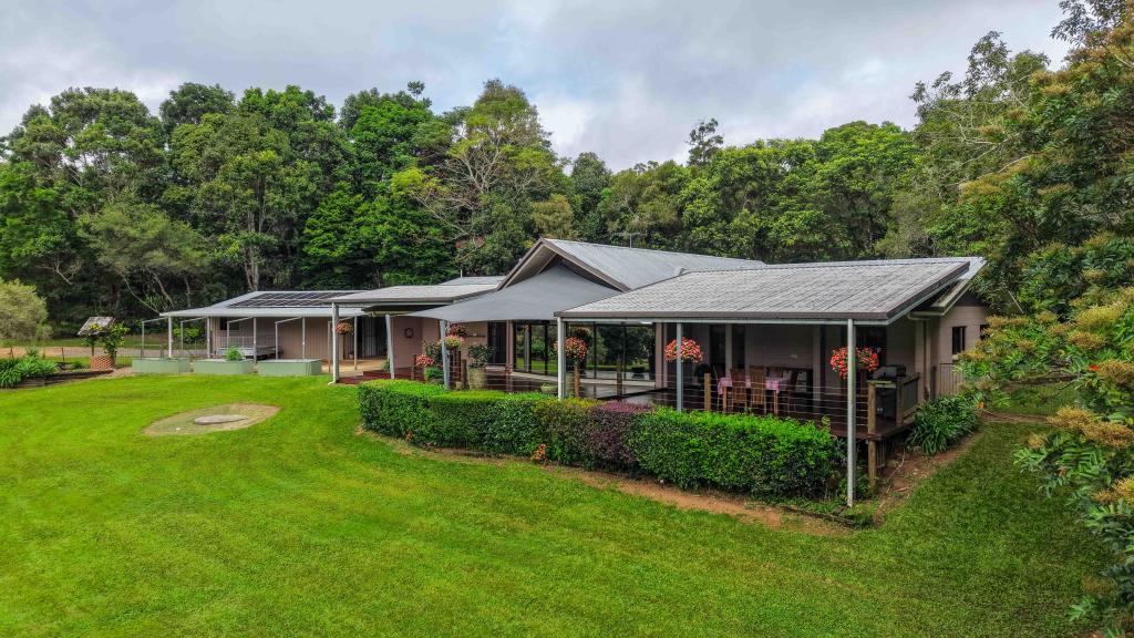 11 Andrews Rd, Barrine, QLD 4872