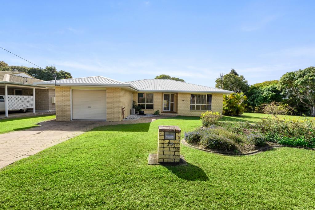 18 Bruce St, Torquay, QLD 4655